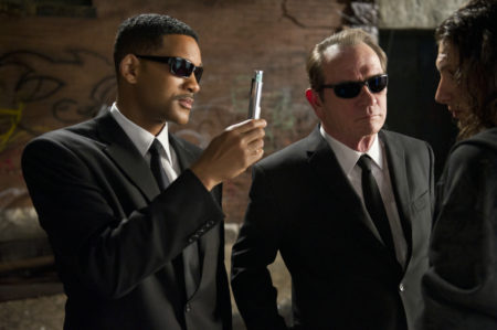 Will Smith, Tommy Lee Jones in Josh Brolin v Možje v črnem 3 (Men in Black 3)
