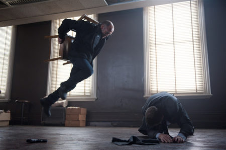 Jason Statham v filmu Morilska elita.