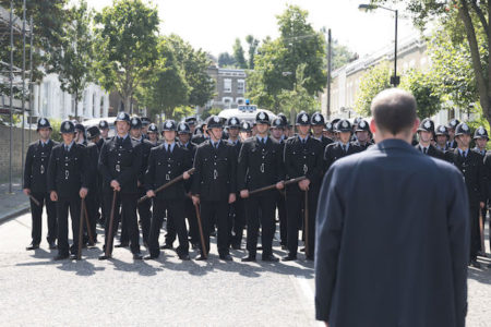 Filmske ocene in velike teme v seriji Gverila in filmu Obljuba.